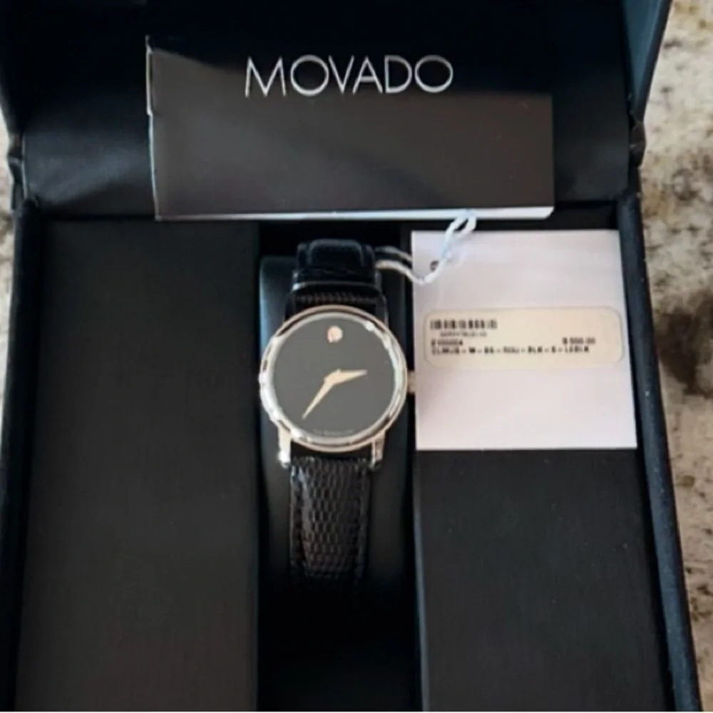 Movado Swiss Quartz Alligator Museum Watch Black Leather New in box - Picture 4 of 13